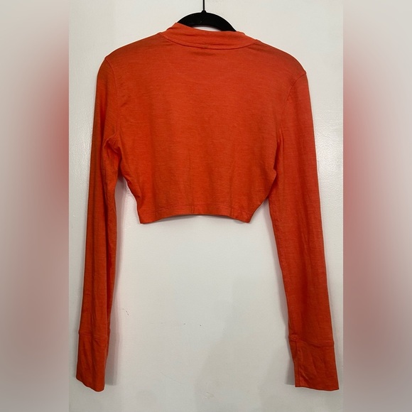 Vuori Lux Crop Long Sleeve Crop Top Grapefruit Heather Orange Size Small - Picture 3 of 6
